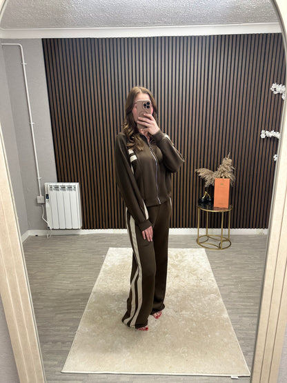 CHLOE - Retro Style Tracksuit