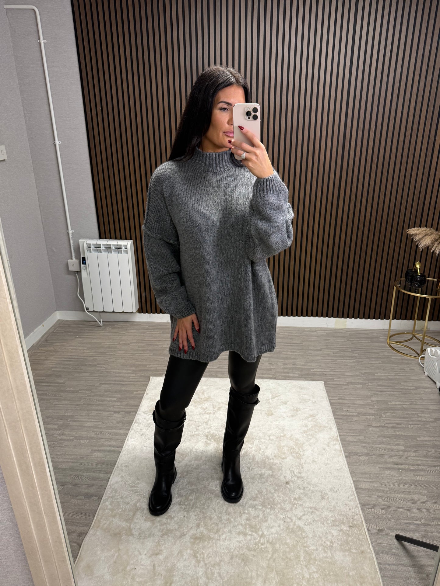 MADDIE - Oversized Soft Knit Jumper