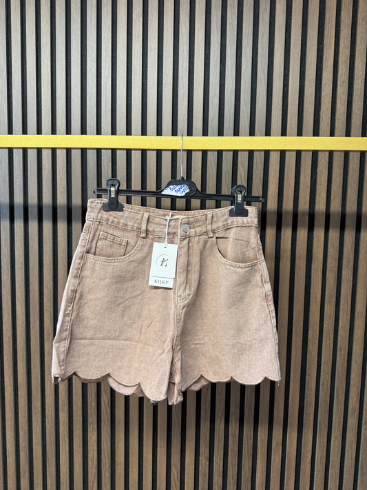 CONNIE Scolloped Shorts