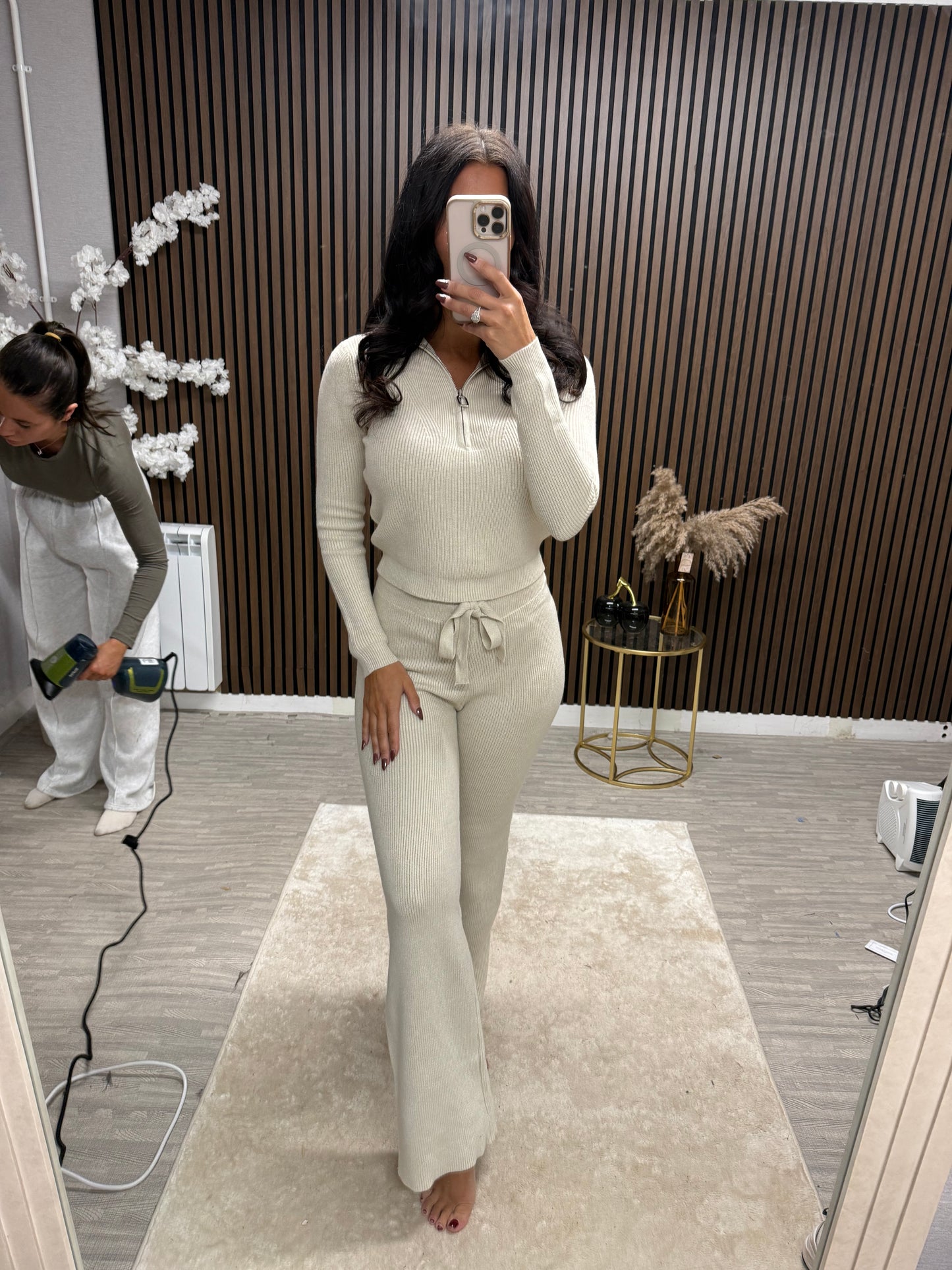 APRIL 1/4 Zip Lounge