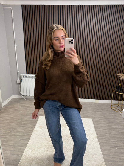 MADDIE - Oversized Soft Knit Jumper