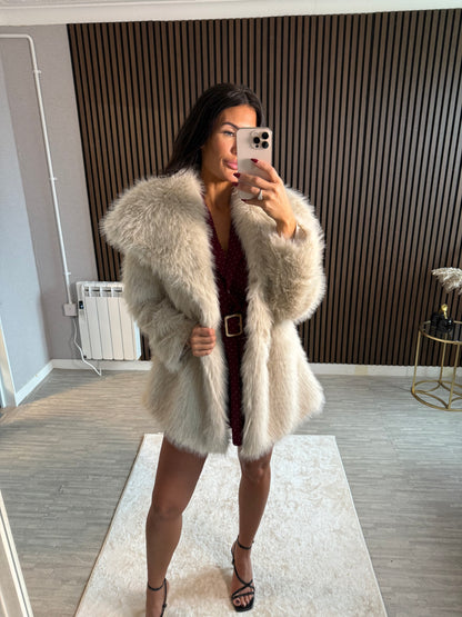 SAMMY - Oversize Faux Fur Coat with Collar Detail