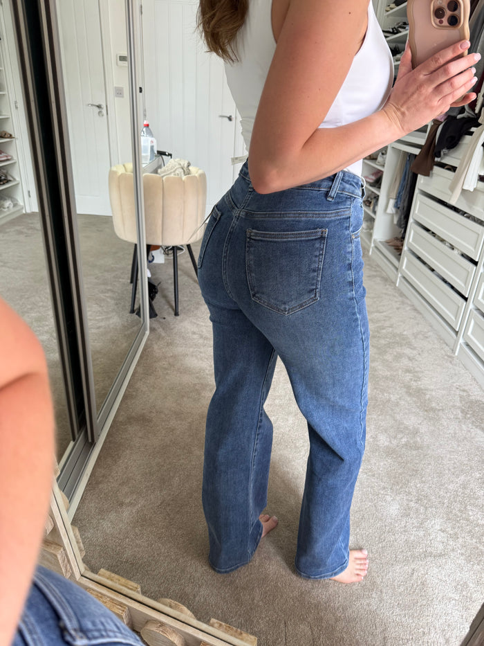 Mid Blue Jeans Straight Leg