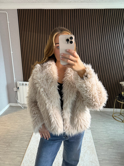 TIFFANY - Shaggy Faux Fur Coat
