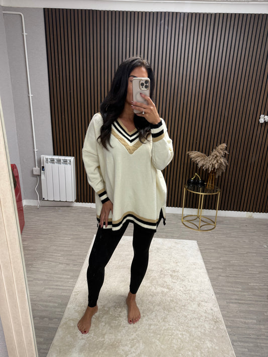 Oversized V Neck Jumper