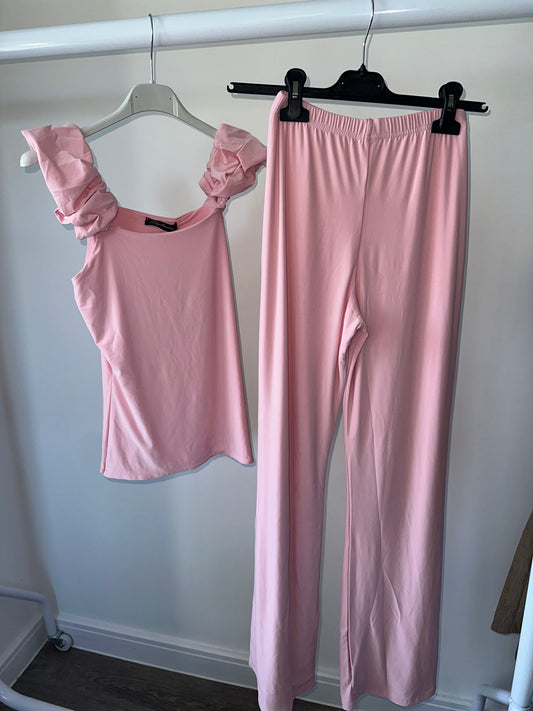 Ruffle Sleeve Slinky Lounge Set